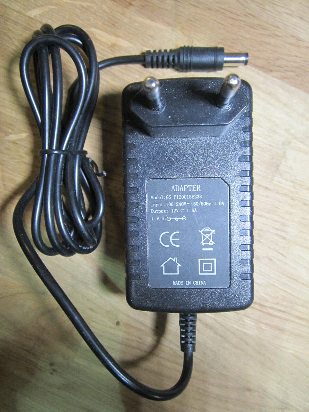 12V 1.5A 1500mA AC-DC Switching Adapter Power Supply Model GS-PI20015E233