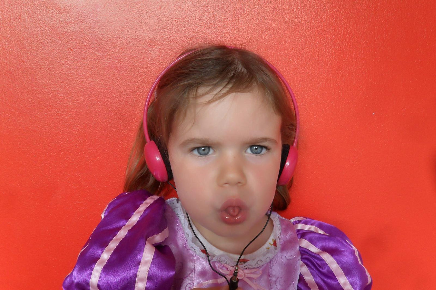 Small Pink Childs/Kids/Toddlers Headphones for Kindle Fire HD 2012