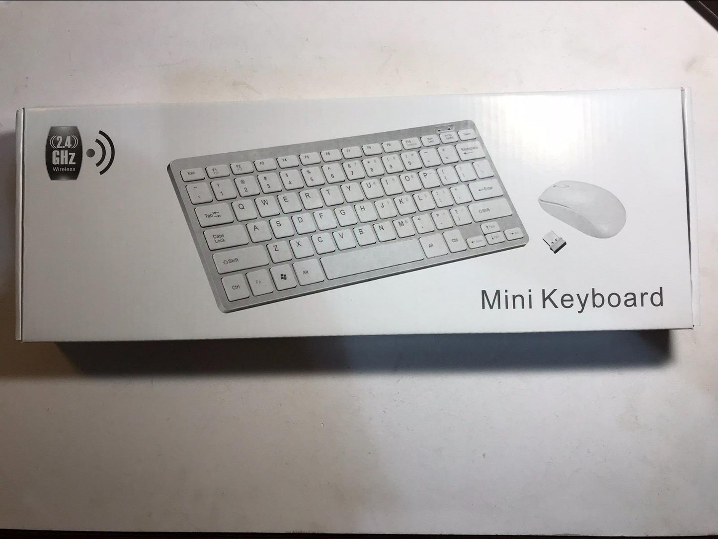 White 2.4Ghz Wireless Small Keyboard & Mouse Set for Sharp LC39LE35 Smart TV