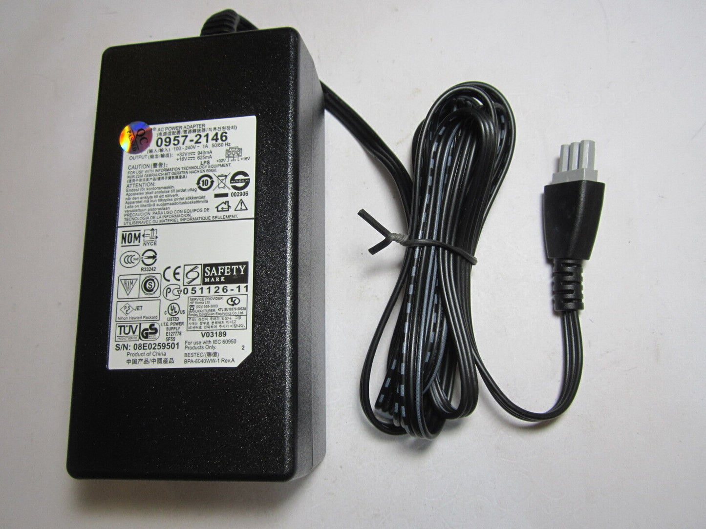 16V/625mA 32V/940mA HP AC Adaptor for 0950-4466, 0957-2094, 0957-2153, 0957-2178