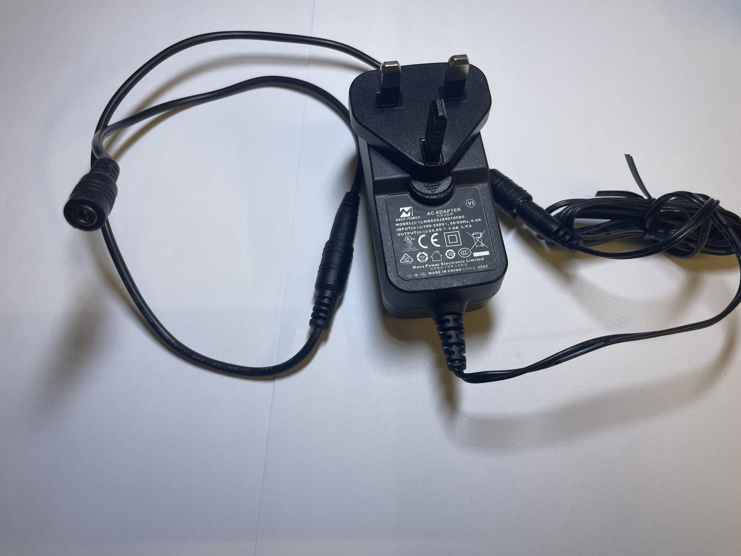 Replacement for 24.0V 0.63A Switching Power Adaptor UE15WCP1-240063SPA UK Plug