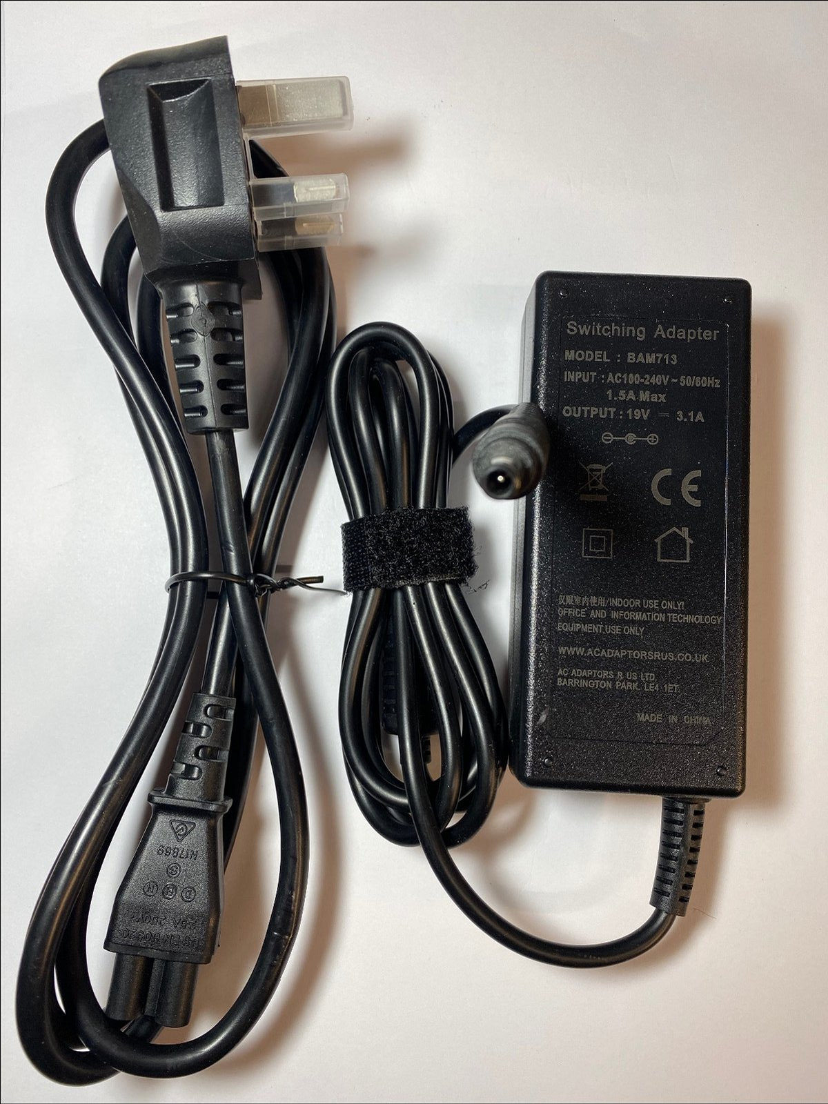 Replacement 19V AC Adaptor Power Supply Charger for Samsung X125, X520 Notebook