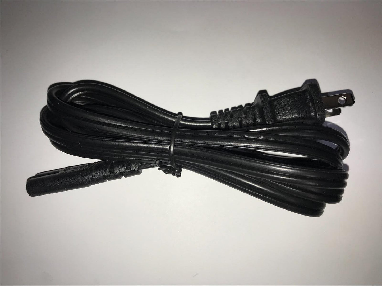 US USA Plug to Figure of 8 Fig8 Power Supply Cable Fly Lead Cord Fig 8 C7