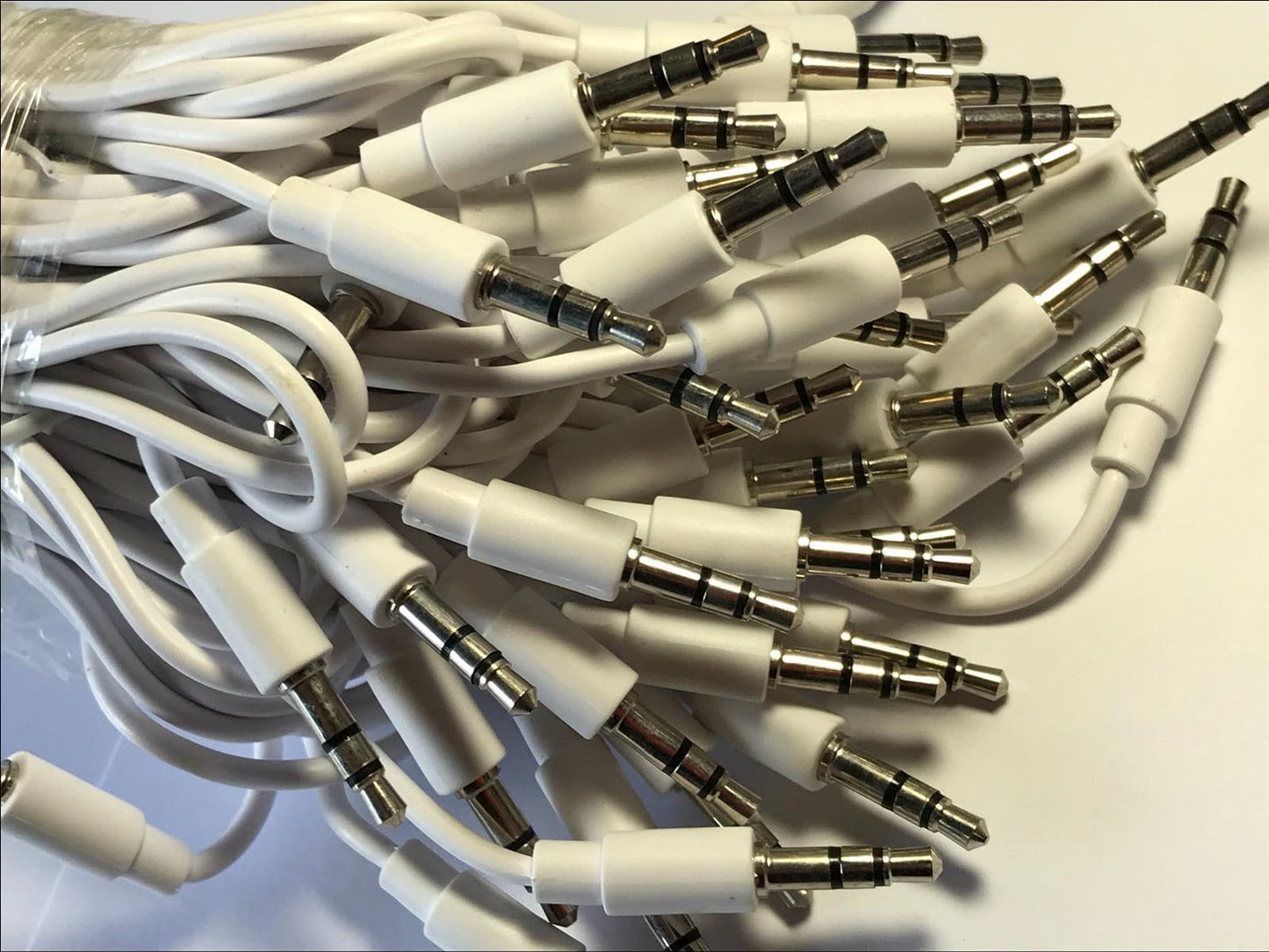 20x JOBLOT of WHITE 3.5mm to 3.5mm Male Stereo Jack Lead Cable AUX IN / OUT