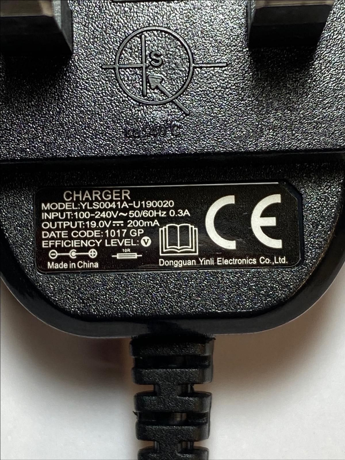 Replacement for 18V 0.2A AC Adaptor for Hoover SM120WDN WJB-Y061800200W