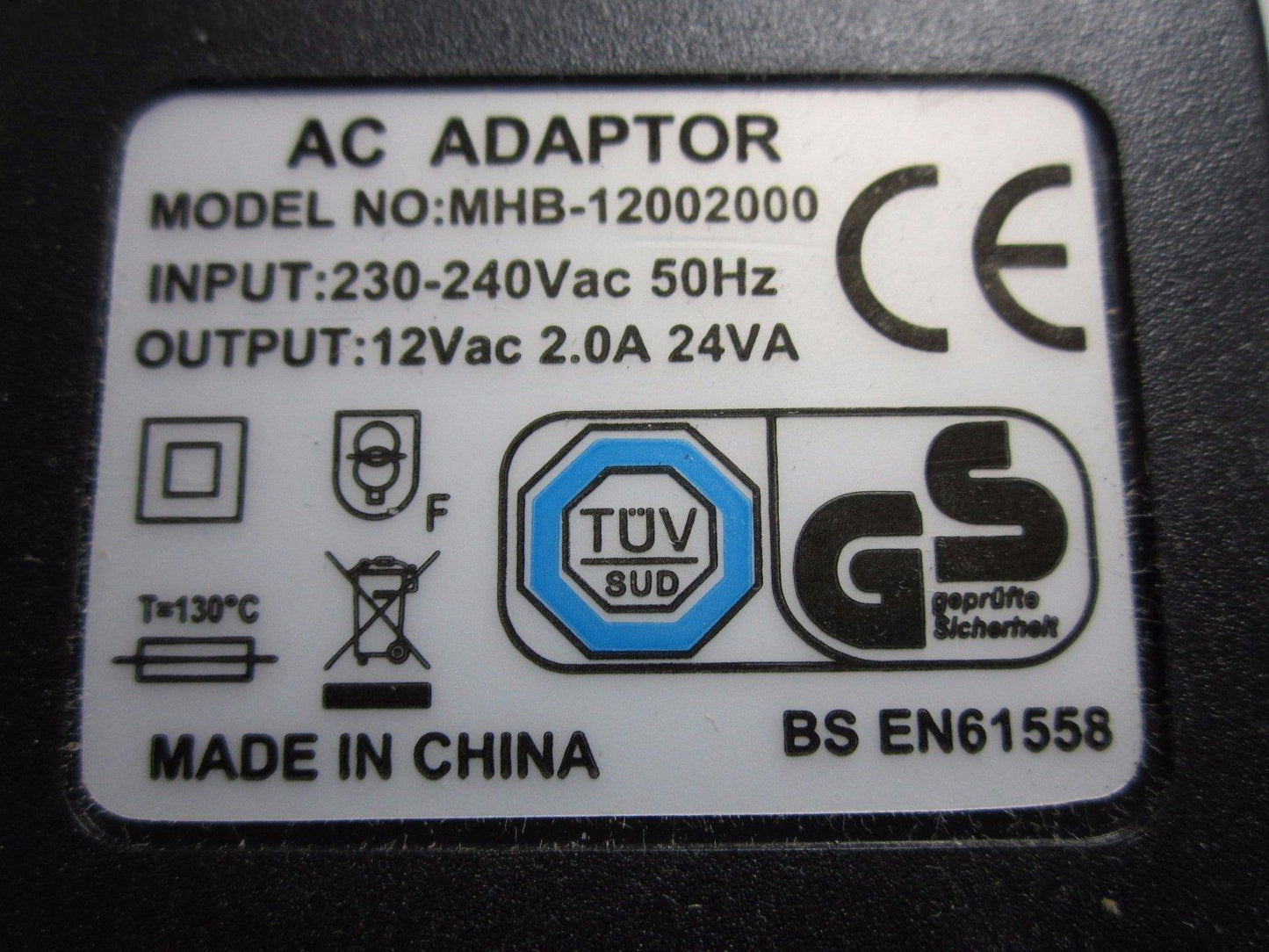 12V MAINS BOSS GE-21 GRAPHIC EQ AC ADAPTOR POWER SUPPLY CHARGER PLUG