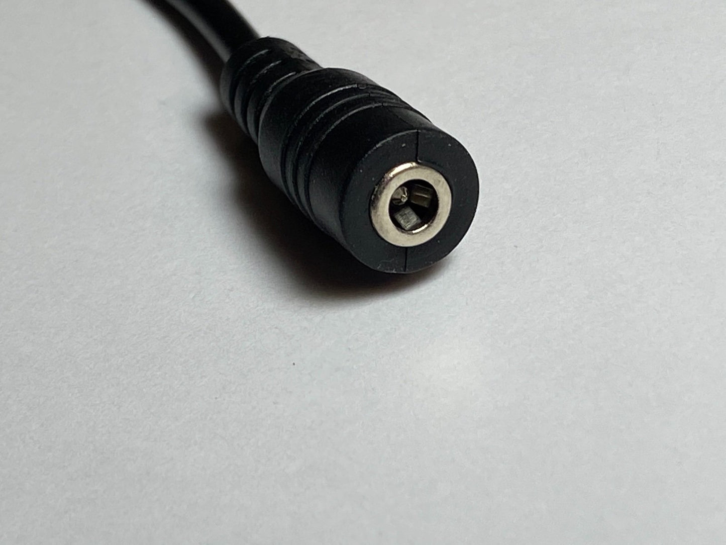 3.5mm x 1.3mm DC Socket Wire Lead to 5.5mm x 2.1mm / 2.5mm DC Plug Connector