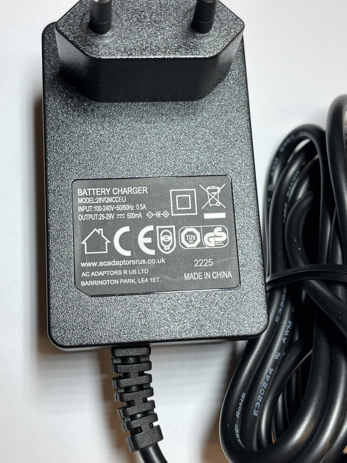 EU Replacement for 25.0V 29.0V 0.5A Battery Charger MC2805B-B for Vacuum Cleaner