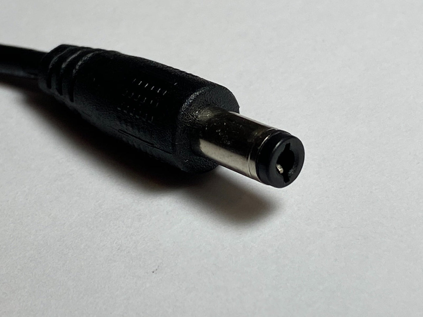 3.5mm x 1.3mm DC Socket Wire Lead to 5.5mm x 2.1mm / 2.5mm DC Plug Connector