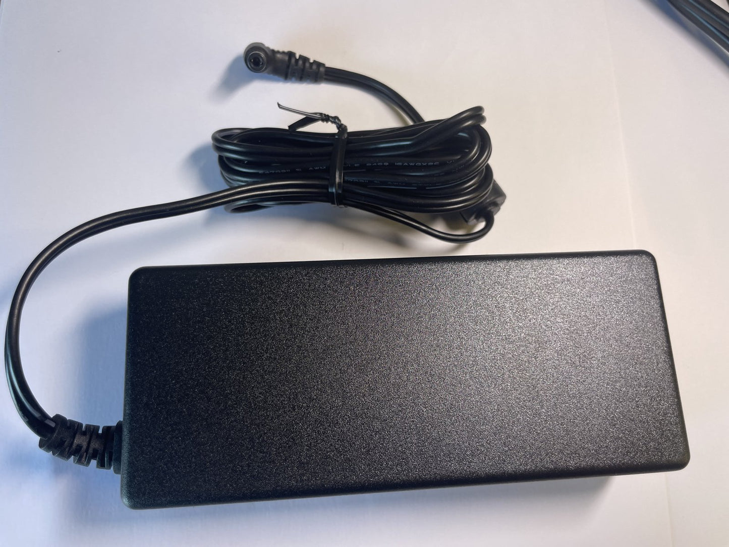 Replacement for 24V 4.3A GENEVA EA10722 AC-DC Adaptor Power Supply with UK Plug