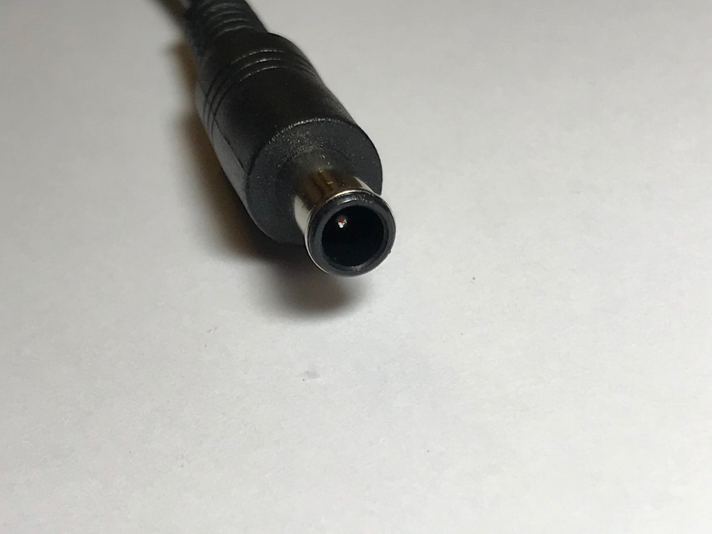 5.5mm x 2.5mm DC Socket Wire Cable Lead Convertor to 6.0mm x 4.3mm centre pin