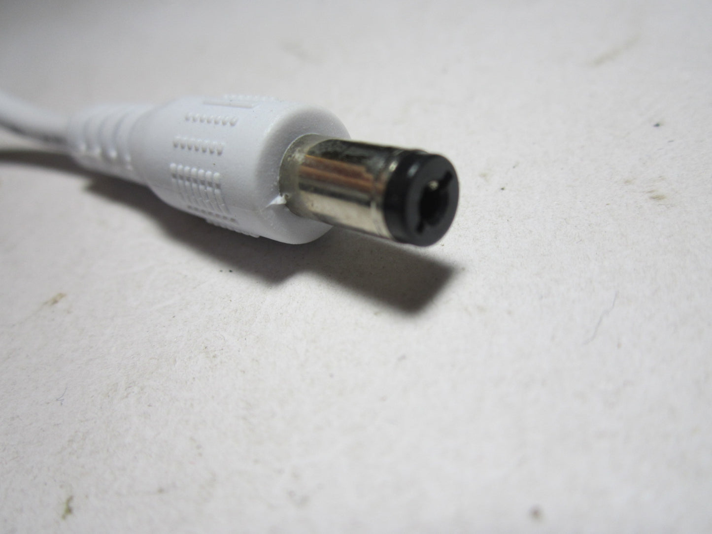 WHITE 12.0V 2.0A 24.0W 12V 2A AC-DC Adaptor P/N: 131502402430J S024AWM1200200