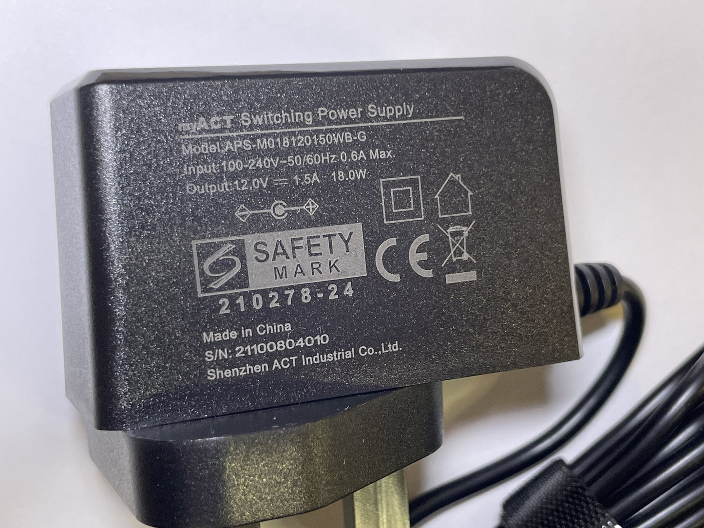 Replacement for Switching Power Supply S028KM1200150 12V 1500mA AC Adapter