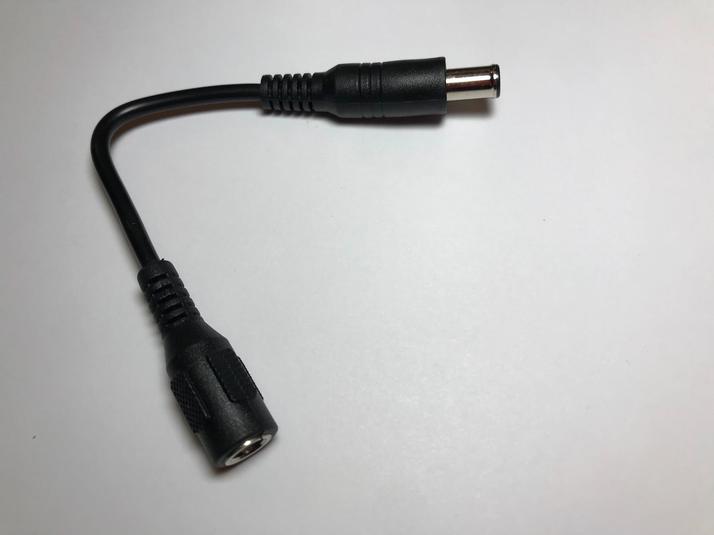 5.5mm x 2.5mm DC Socket Wire Cable Lead Convertor to 6.0mm x 4.3mm centre pin