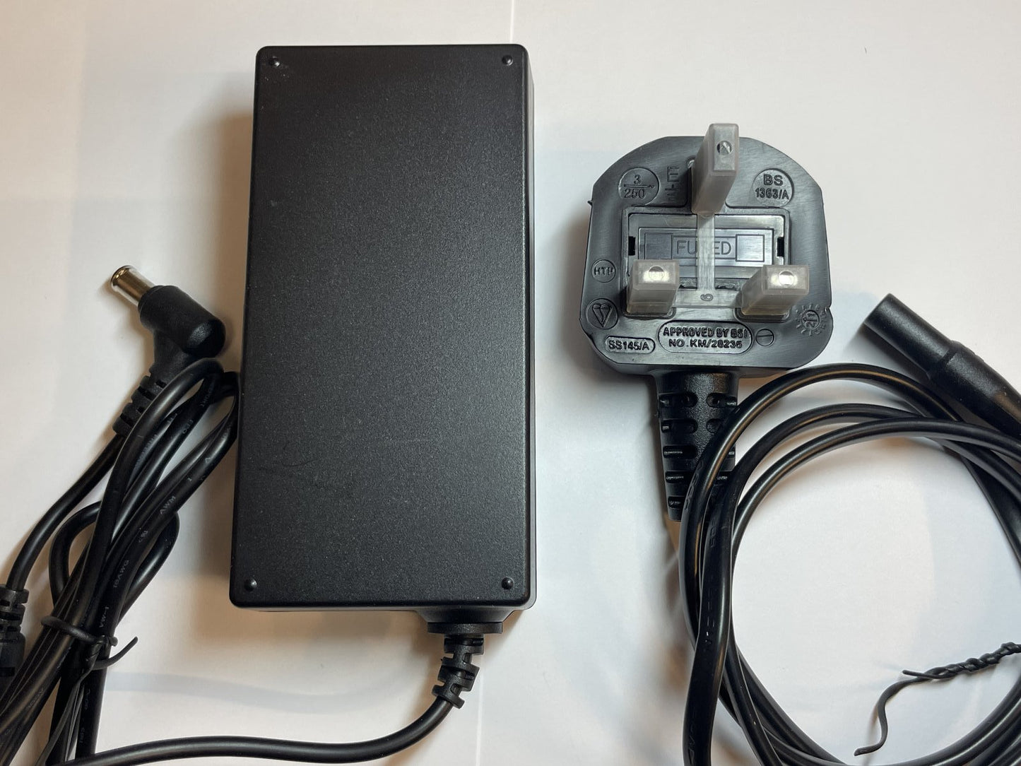 Samsung AC/DC Adapter Power Supply 14V 2.5A for A3514_DHS A3514_DPN A3514_DHSC