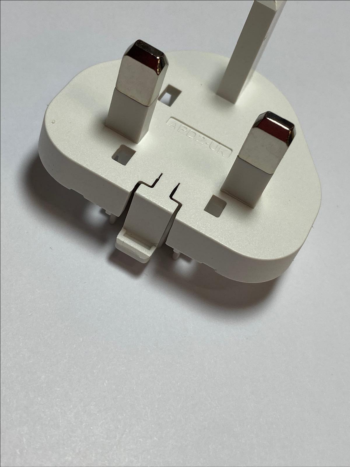 White UK Slide Attachment Plug for APD 12.0V 3A WA-36N12R APD2-UK APD2UK