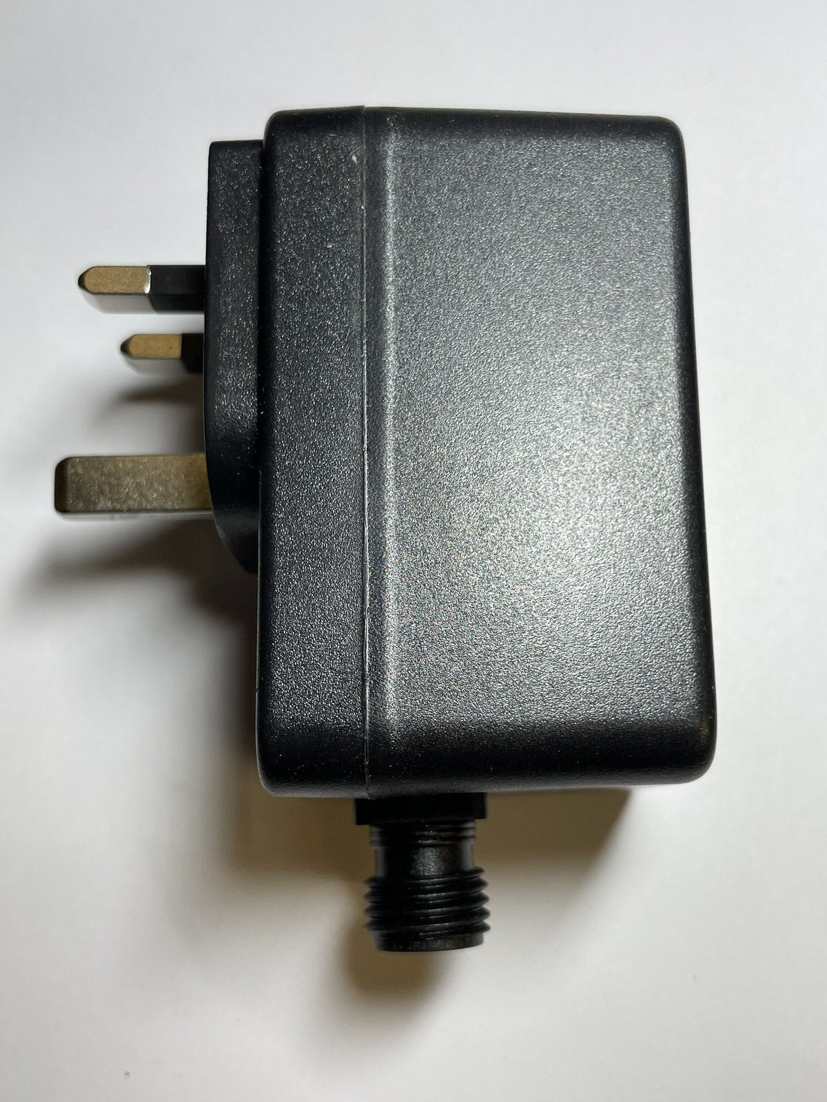 Replacement for 12V AC 420mA AC/AC Adaptor YMACIP44-1200420 Transformer UK Plug